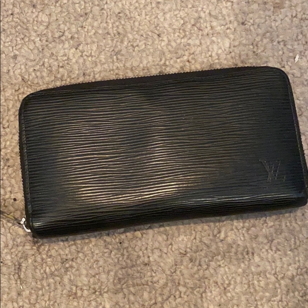 Louis Vuitton Epi Leather Wallet